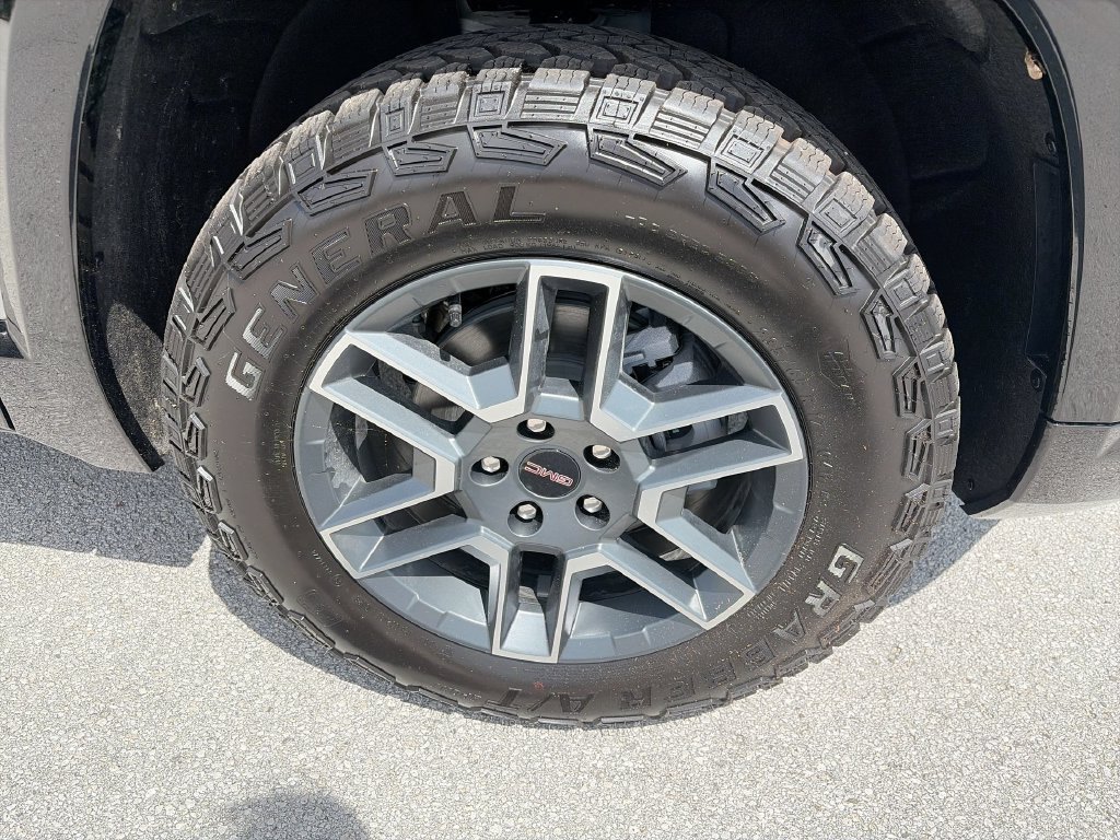 New 2026 GMC Terrain AT4 AWD/4WD image 37