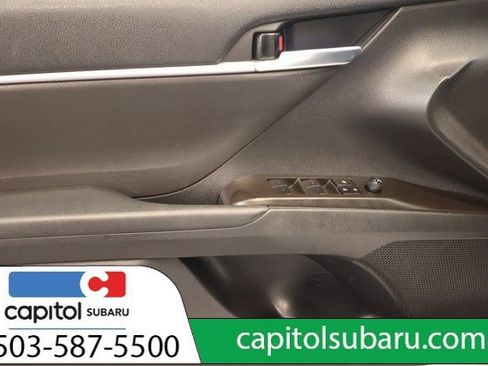Used 2023 Toyota Camry SE FWD image 11