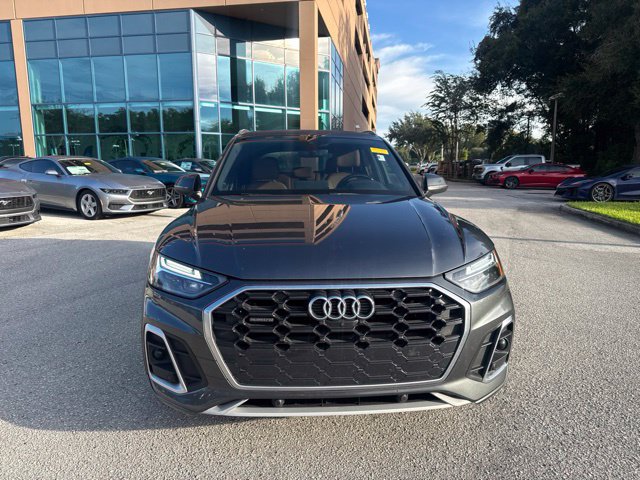 Used 2022 Audi Q5 2.0T Premium Plus w/ Premium Plus Package AWD/4WD image 11
