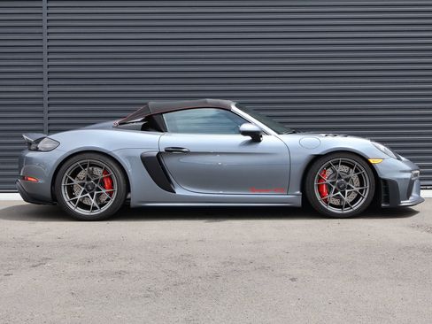 Used 2025 Porsche 718 Boxster Spyder RS w/ Accent Package Logos RWD image 8