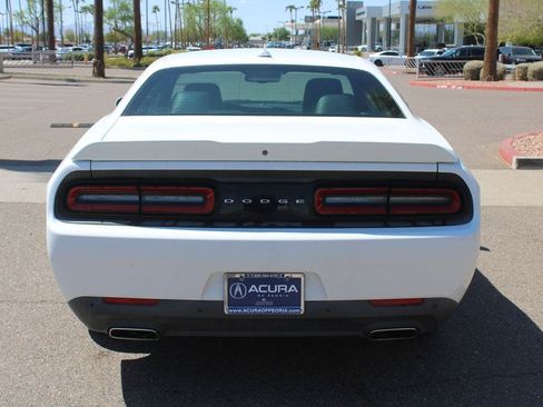 Used 2018 Dodge Challenger SXT Plus RWD image 4