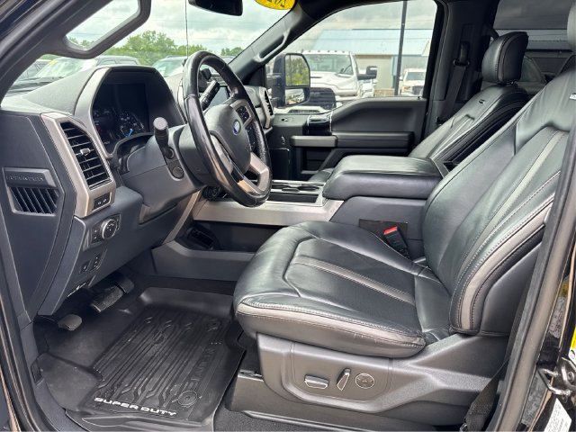 Used 2022 Ford F450 Platinum w/ FX4 Off-Road Package AWD/4WD image 8