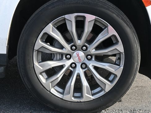 Used 2021 GMC Yukon Denali image 12