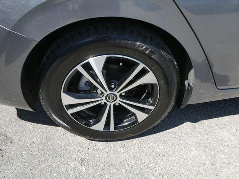Used 2021 Nissan Sentra SV FWD image 30