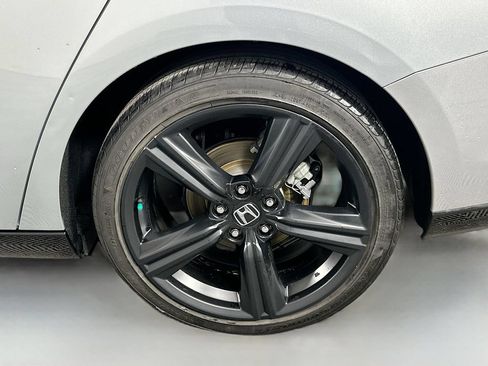 Used 2024 Honda Accord Sport image 30