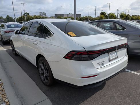 Used 2023 Honda Accord EX image 4