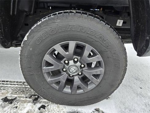 Used 2022 Toyota Tacoma SR5 image 47