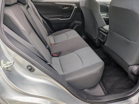 Used 2019 Toyota RAV4 XLE image 18