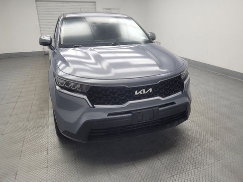 Used 2022 Kia Sorento LX AWD/4WD image 14