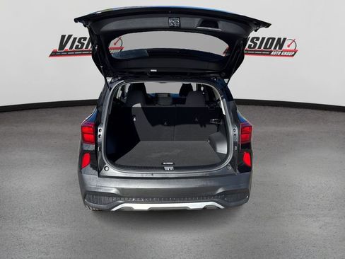 Used 2023 Kia Seltos LX image 11