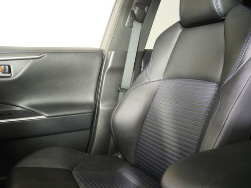 Used 2023 Toyota RAV4 XSE AWD/4WD image 25