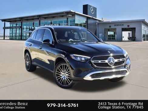 Certified 2025 Mercedes-Benz GLC 300 image 1