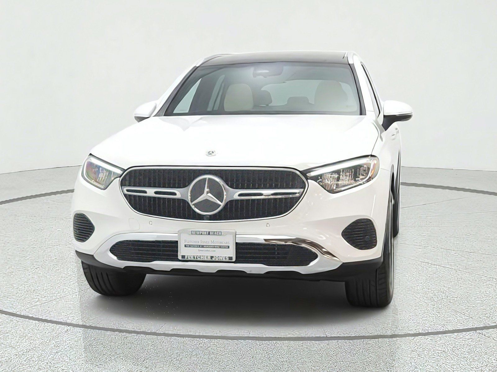 Certified 2026 Mercedes-Benz GLC 300 4MATIC image 2