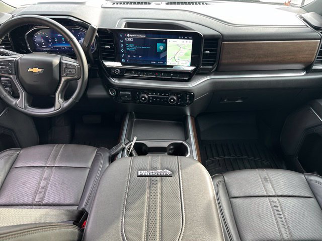 Used 2025 Chevrolet Silverado 3500 High Country w/ High Country Premium Package AWD/4WD image 23