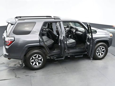 Used 2021 Toyota 4Runner TRD Off-Road Premium w/ Moonroof Package AWD/4WD image 40
