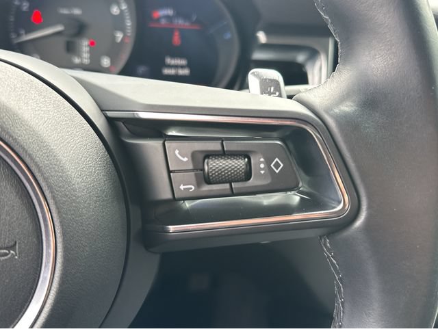 Used 2023 Porsche Macan Turbo AWD/4WD image 23
