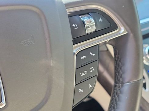 Used 2020 Lincoln Nautilus Reserve FWD image 27