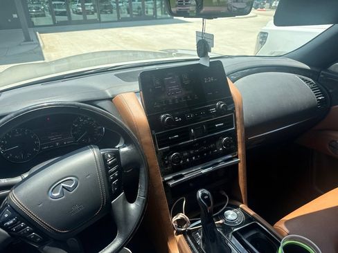 Used 2022 INFINITI QX80 Sensory w/ Cargo Package RWD image 8