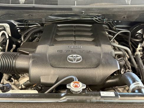 Used 2018 Toyota Tundra SR5 w/ TRD Sport Package image 32