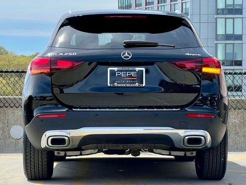 Certified 2026 Mercedes-Benz GLA 250 4MATIC image 6