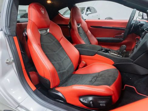 Used 2017 Maserati GranTurismo Sport RWD image 16