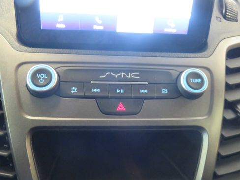 Used 2021 Ford Transit Connect XL image 48