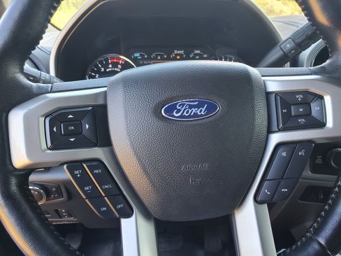 Used 2022 Ford F250 Lariat w/ Lariat Ultimate Package image 53