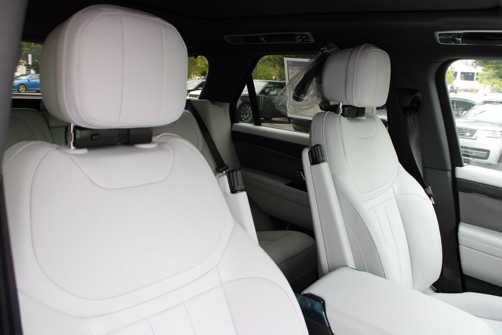 New 2027 Land Rover Range Rover Sport SE AWD/4WD image 27