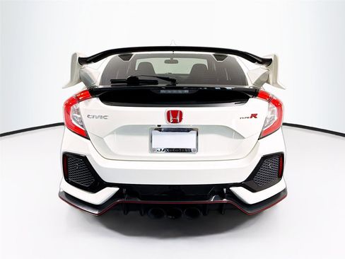 Used 2019 Honda Civic Type R image 23