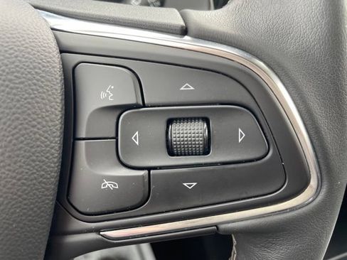 Used 2023 Buick Envision Essence w/ Technology Package I AWD/4WD image 20
