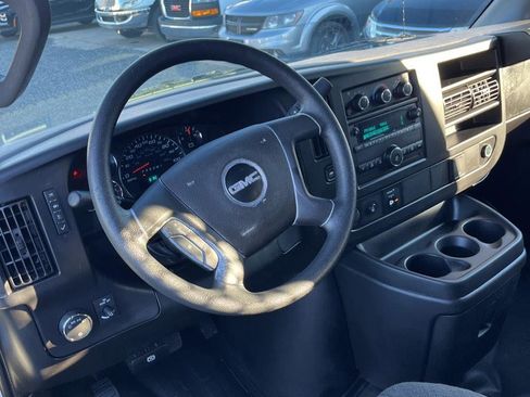 Used 2024 GMC Savana 2500 w/ Driver Convenience Package image 15