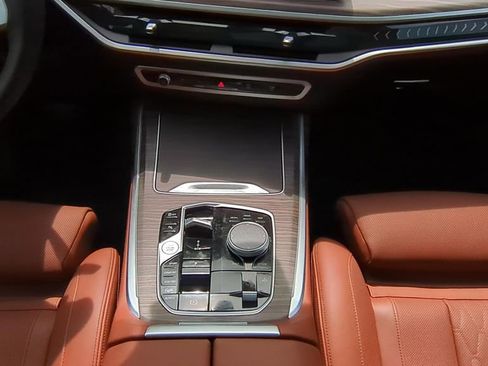 Certified 2023 BMW X7 xDrive40i w/ Premium Package AWD/4WD image 15