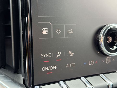 New 2026 GMC Acadia Elevation FWD image 17