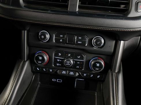 Used 2023 Chevrolet Tahoe Premier image 16