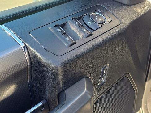 Used 2016 Ford F150 XLT w/ Equipment Group 302A Luxury image 19