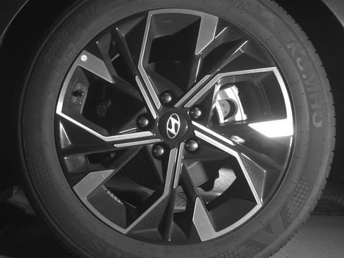 Used 2025 Hyundai Sonata SEL image 14