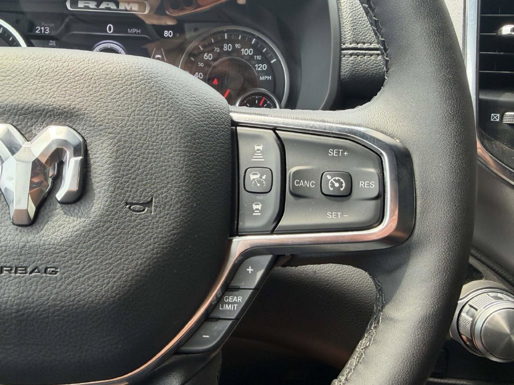 Used 2026 RAM 1500 Laramie AWD/4WD image 32