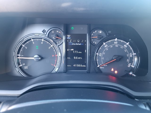 Used 2023 Toyota 4Runner SR5 AWD/4WD image 15