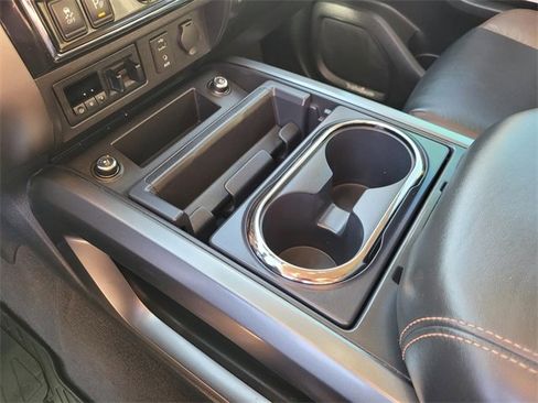 Used 2016 Nissan Titan Platinum Reserve image 29