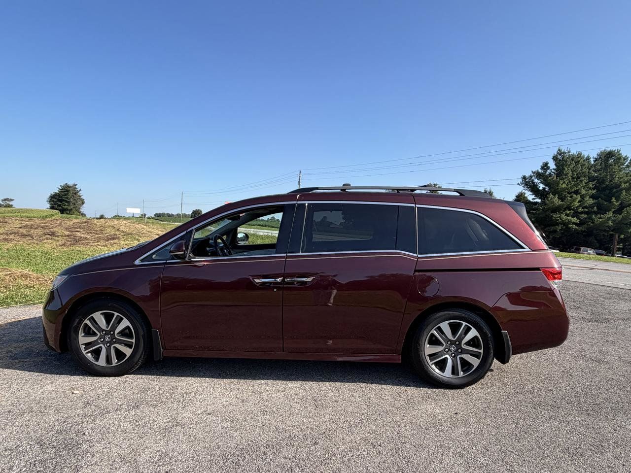 Used 2016 Honda Odyssey Touring image 4