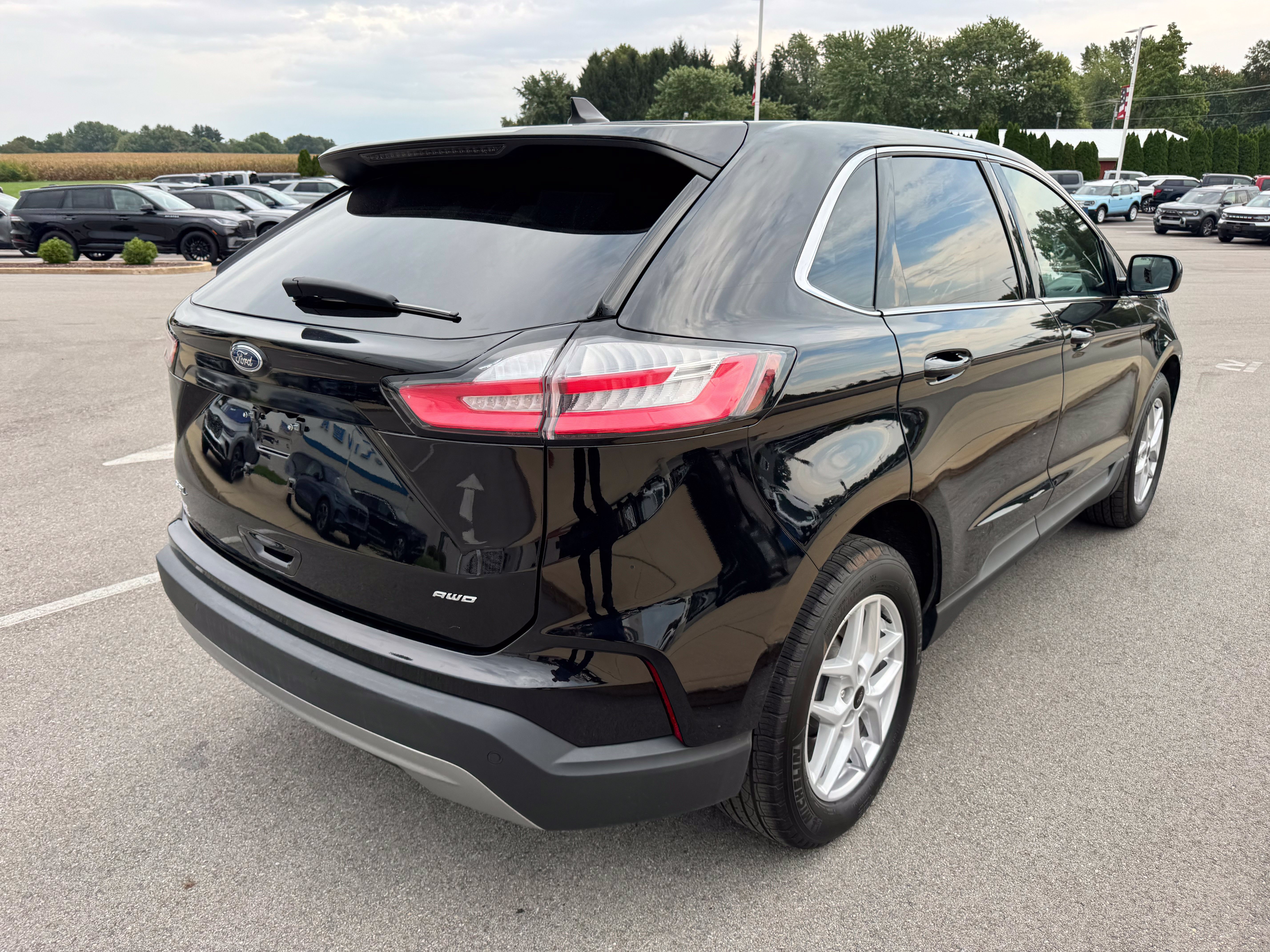 Used 2024 Ford Edge SEL w/ Convenience Package AWD/4WD image 7
