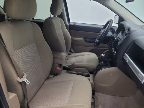 Used 2016 Jeep Compass Sport w/ Power Value Group image 21