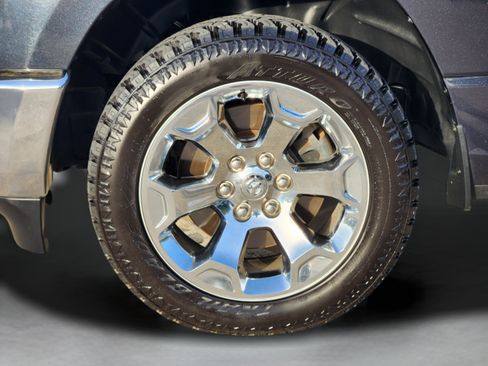 Used 2019 RAM 1500 Big Horn AWD/4WD image 36