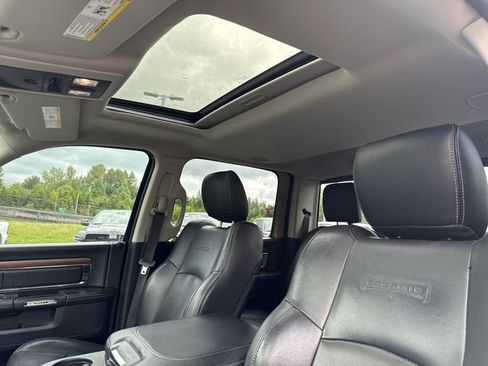 Used 2016 RAM 1500 Laramie w/ Convenience Group AWD/4WD image 19