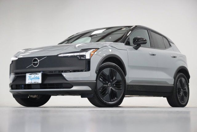 Used 2026 Volvo EX30 Cross Country Ultra w/ Protection Package Premier AWD/4WD image 8