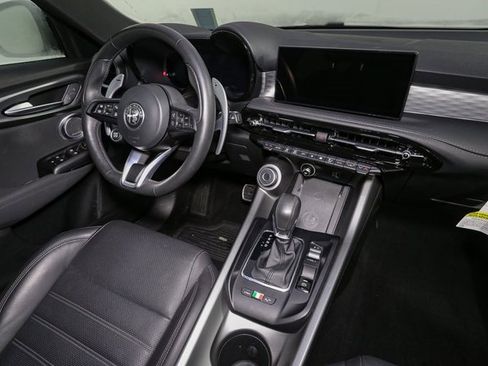 Used 2024 Alfa Romeo Tonale Veloce image 18