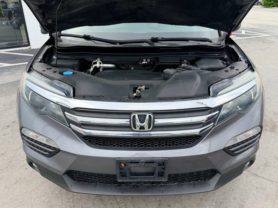 Used 2016 Honda Pilot EX image 11