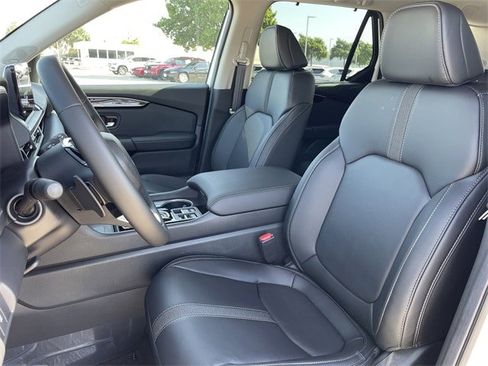 New 2025 Honda Pilot Touring image 25