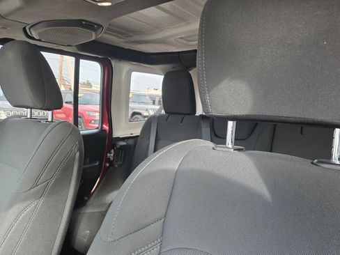 Certified 2021 Jeep Wrangler Unlimited Sport S image 17