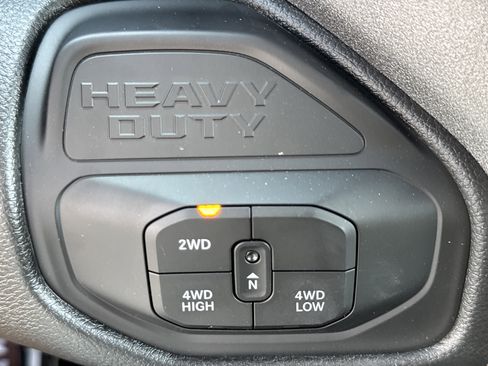 New 2026 RAM 2500 Tradesman w/ Chrome Appearance Group AWD/4WD image 20